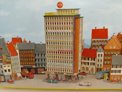 シェーンブリック城(Faller HO B355) FALLER B-905 HO Scale Skyscraper – RARE & NEW Sealed NIB | eBay