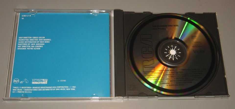 Elvis Presley - The Number One Hits (CD, 1987, RCA Records) - Image 3 of 4