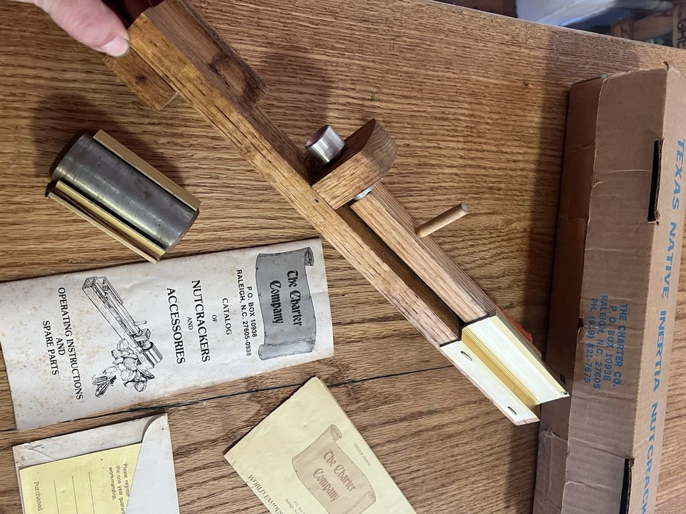 Vintage Texas Native Oak Inertia Nutcracker Model 7141 - Image 2 of 4