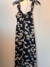 urban outfitters dress XS button down daisy