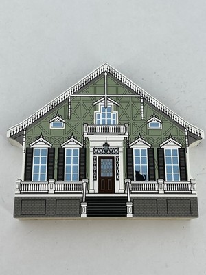 Cat's Meow- Garden District Chalet, Victorian Homes Series (4994) 1999 #14.858