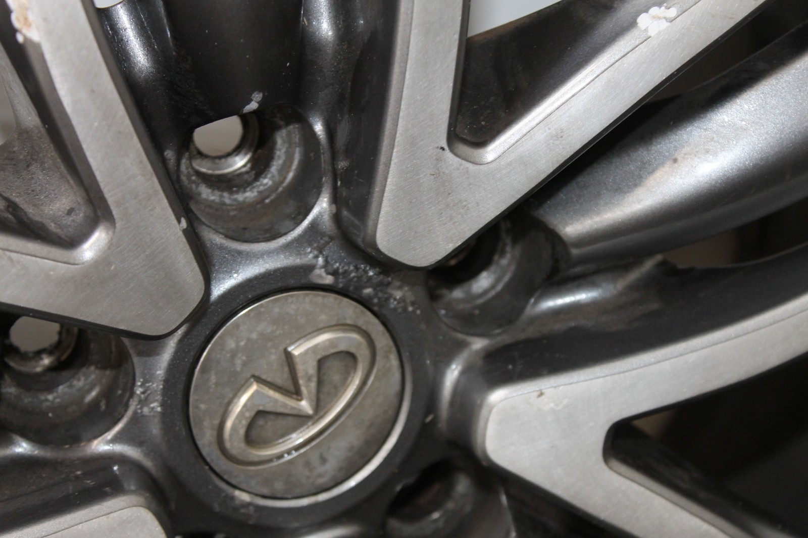 INFINITI Q50 Alloy Wheel Set 4GA3B 2.1 Diesel 125kw 2015 - Image 8