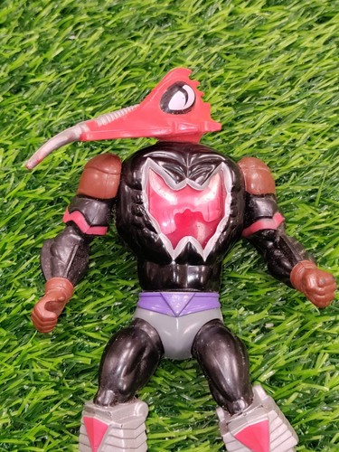 MOSQUITOR - VINTAGE 1986 HE-MAN MASTERS OF THE UNIVERSE MOTU FIGURE BLOOD WORKS! - Picture 2 of 6