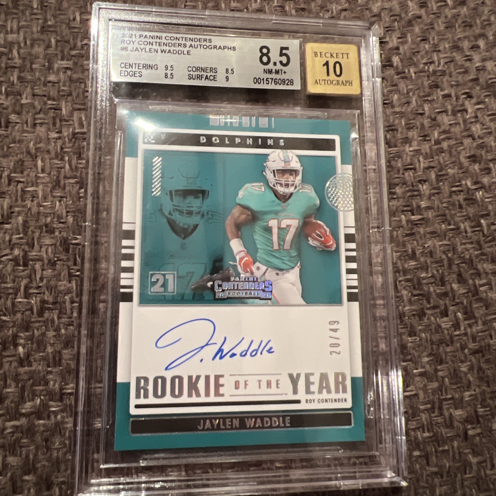 Jaylen Waddle Panini Contenders Rookie of the Year Contenders Autographs Rps #RYAJWA Base