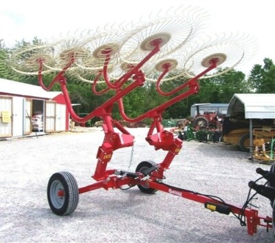 New Enorossi 8 Wheel CADDY Rake  -FREE 1000 MILE FREE DELIVERY FROM KENTUCKY