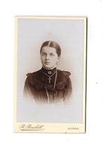 CDV Foto Damenportrait / benannt - Hamburg Altona 1900