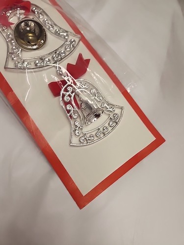 Vintage Cascading Ornate Christmas Bells Adorn With Red Velvet Bows CHRISTMAS - Picture 4 of 11