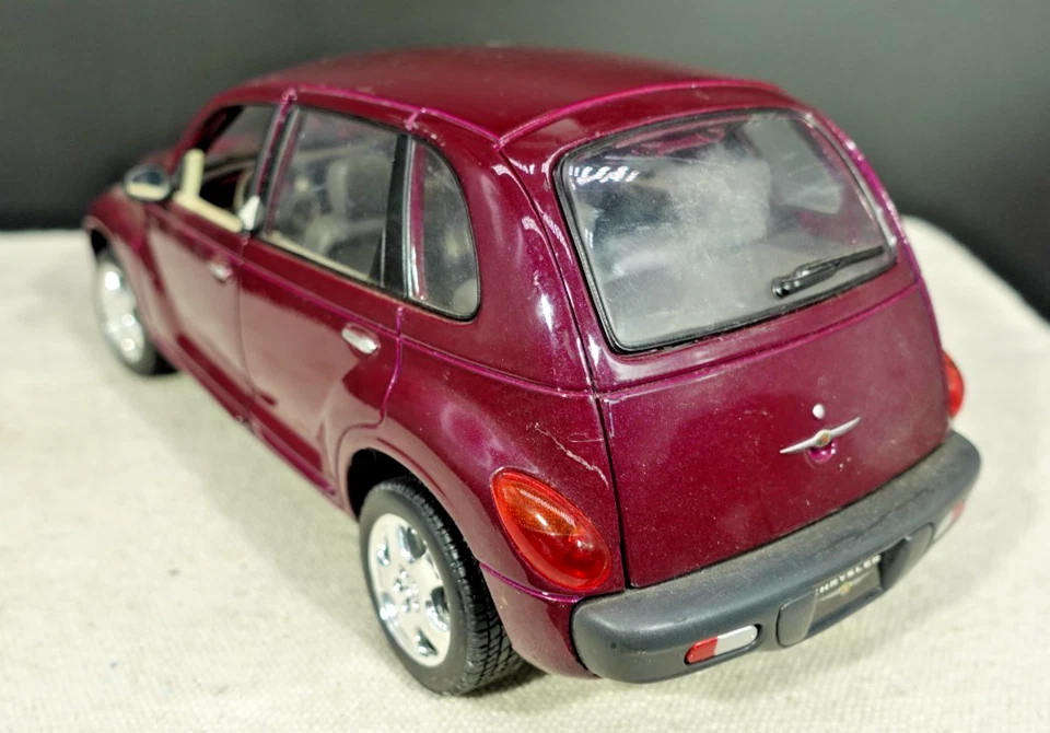 Maisto Chrysler PT Crusier 1/18 - Bild 4 von 4