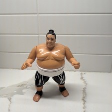 RARE WWF Hasbro Yokozuna Wrestling Figure Green Card Series 11  1994
