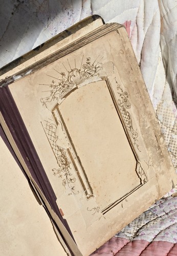 Victorian 1800's Era Photo Album W/ Crushed Velvet Angel Doll Cherub + 3 Tintype - Picture 7 of 12