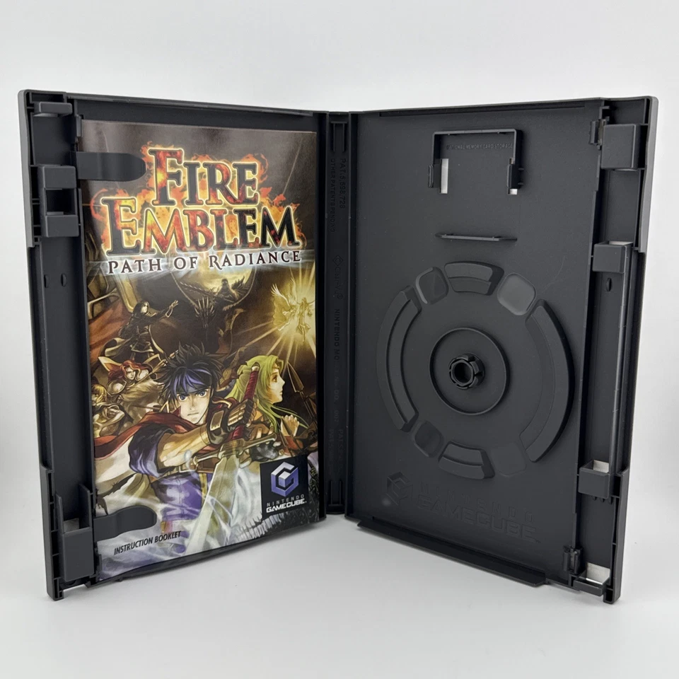 Fire Emblem: Path of Radiance GameCube Case, Manual, and Inserts Only - NO GAME- - Image 3 of 4