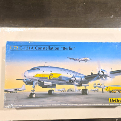 Heller Lockheed C-121A Constellation ''Berlin'' - 1/72 - Factory Sealed