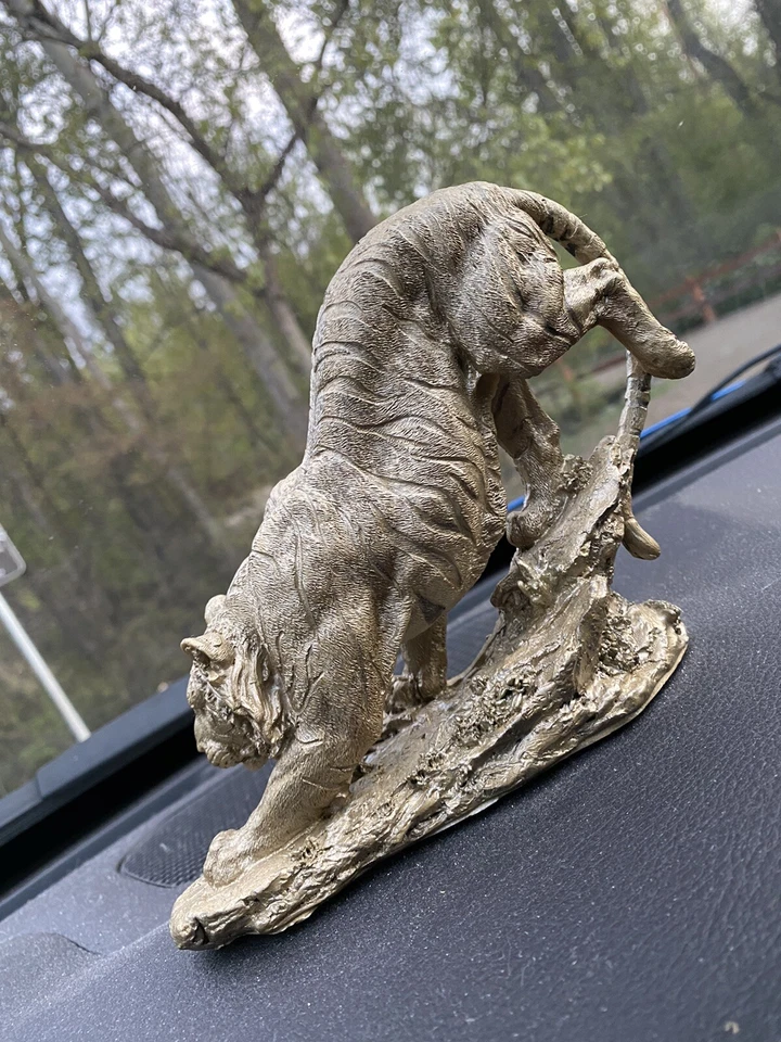 Estatua de tigre de oro zodiaco de latón (nueva antigua) Foto 3 de 4