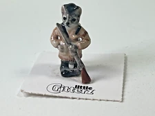 Little Critterz - Lewis - Grey Fox - LC633 - porcelain figurine - Retired