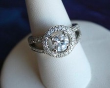 NEW Halo Design Ring, Cubic Zirconia set in Sterling Silver - FREE SHIPPING