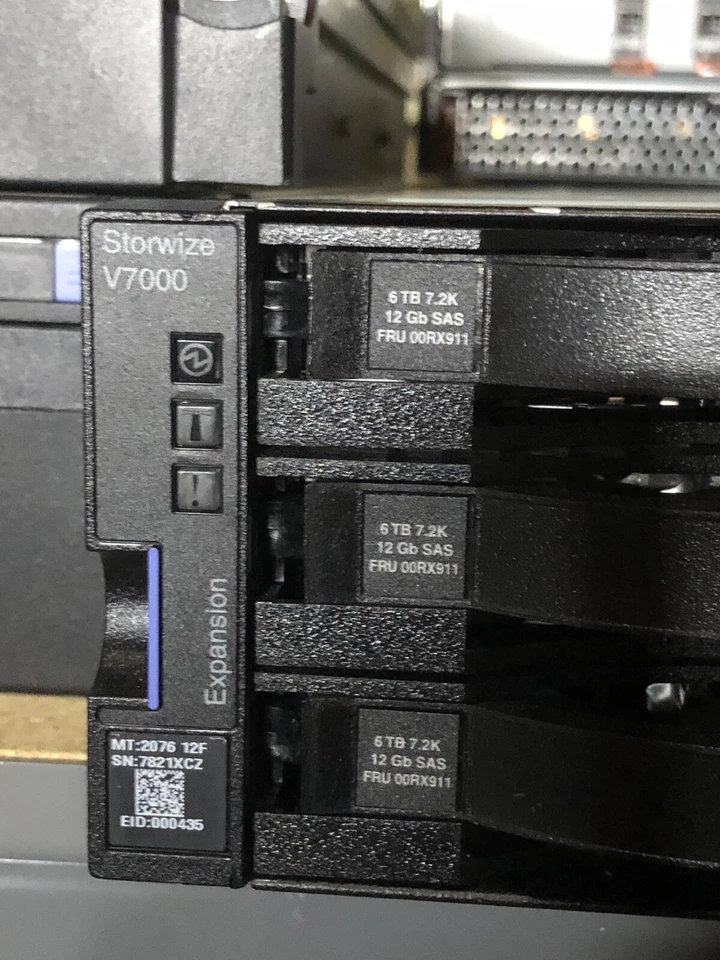 IBM 2076-12F V7000 Storwize Expansion Enclosure 72TB 12Gb/s SAS3 12x 6TB 7.2K NL - Image 2 of 4