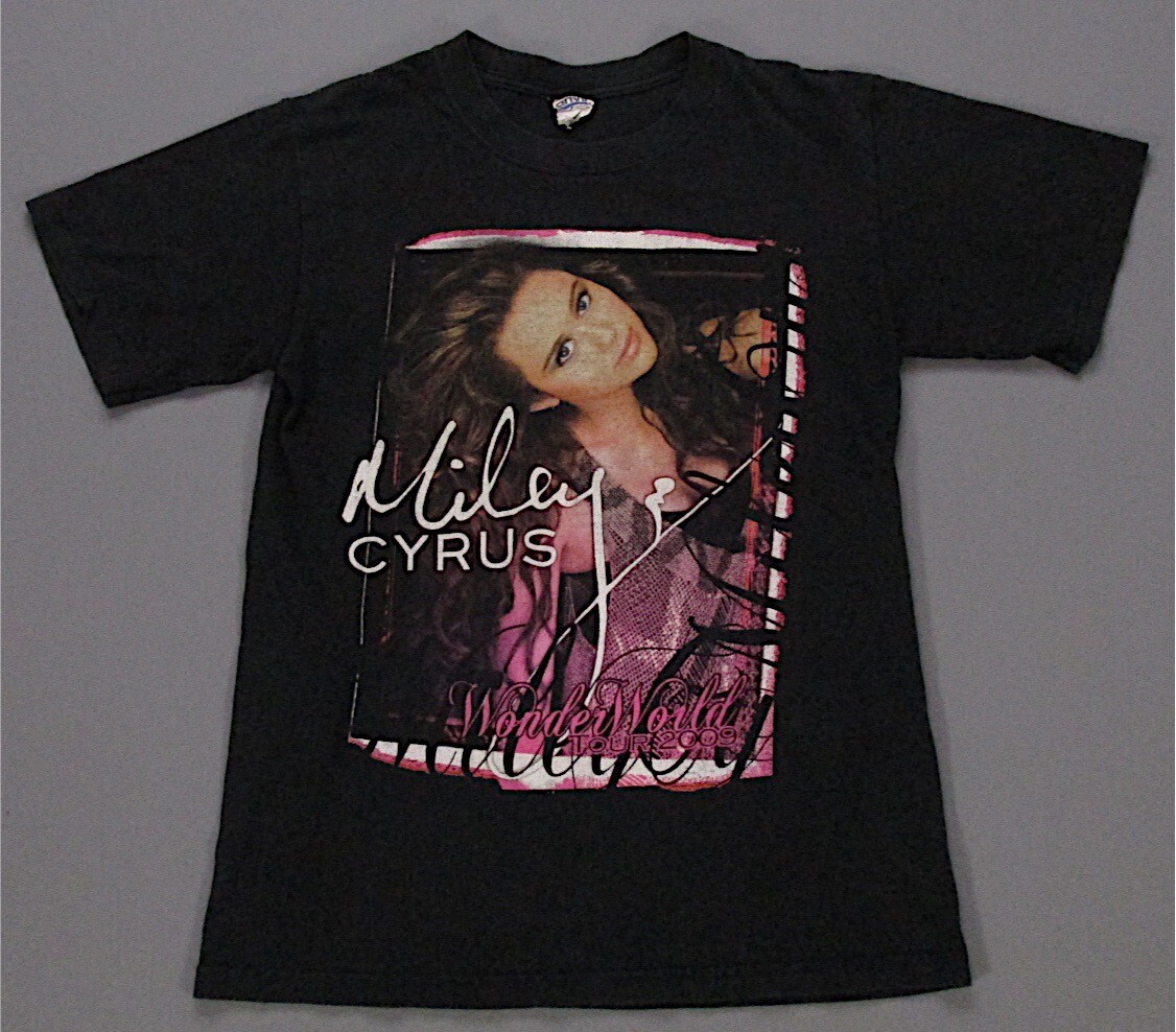 Rare Vintage ANVIL Miley Cyrus 2009 Wonder World Breakout Tour T