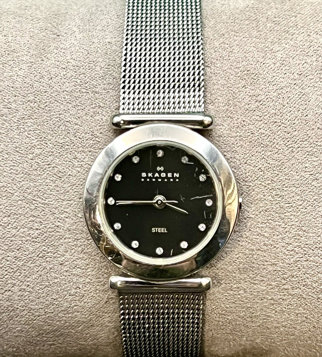 Skagen Denmark Women Watch Silver Mesh Bracelet Crystal Hour Markers Silver Skagen Watch Women Silver Tone Mesh Band Date Adjustable  main image 4