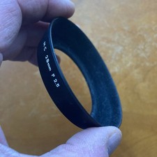 Minolta 28mm f2.5 MC Lens Hood Nice Clean, Fairly Rare.