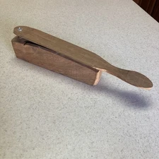 Vintage Mike Valley Turkey Box Call - Signed - Prarie Du Chein Wisconsin