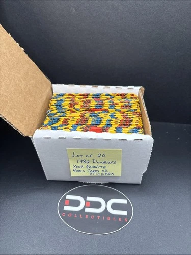 Lot of 20 VINTAGE Donruss Your Favorite Photo Cards or Stickers SEALED Wax Packs