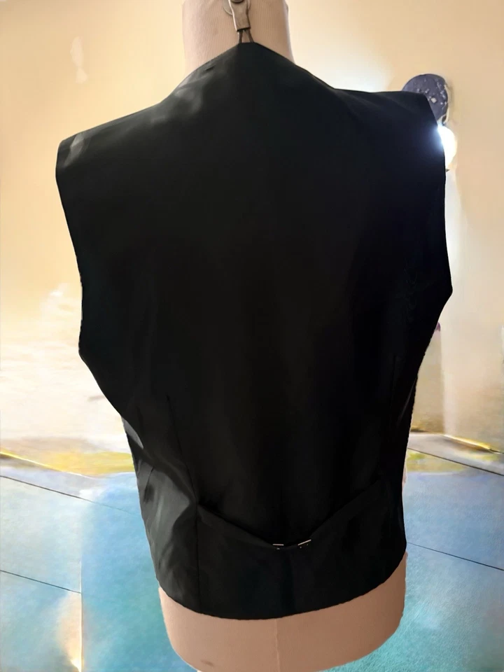 Traje Avanti Milano Hombre 3 Piezas 2 Botones Gris Hecho en Turquía Foto 3 de 4