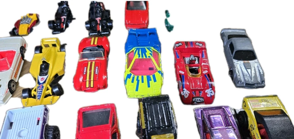 Vintage Hot Wheels Lote de 24 Caixa de Fósforos Mistas Anos 70, 80 Usado - Imagem 4 de 4