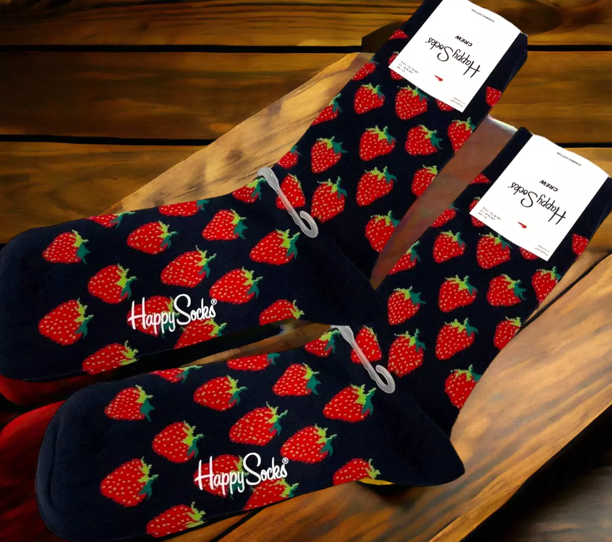 Happy socks Strawberry with blk 2 pc per order socks size 10 13