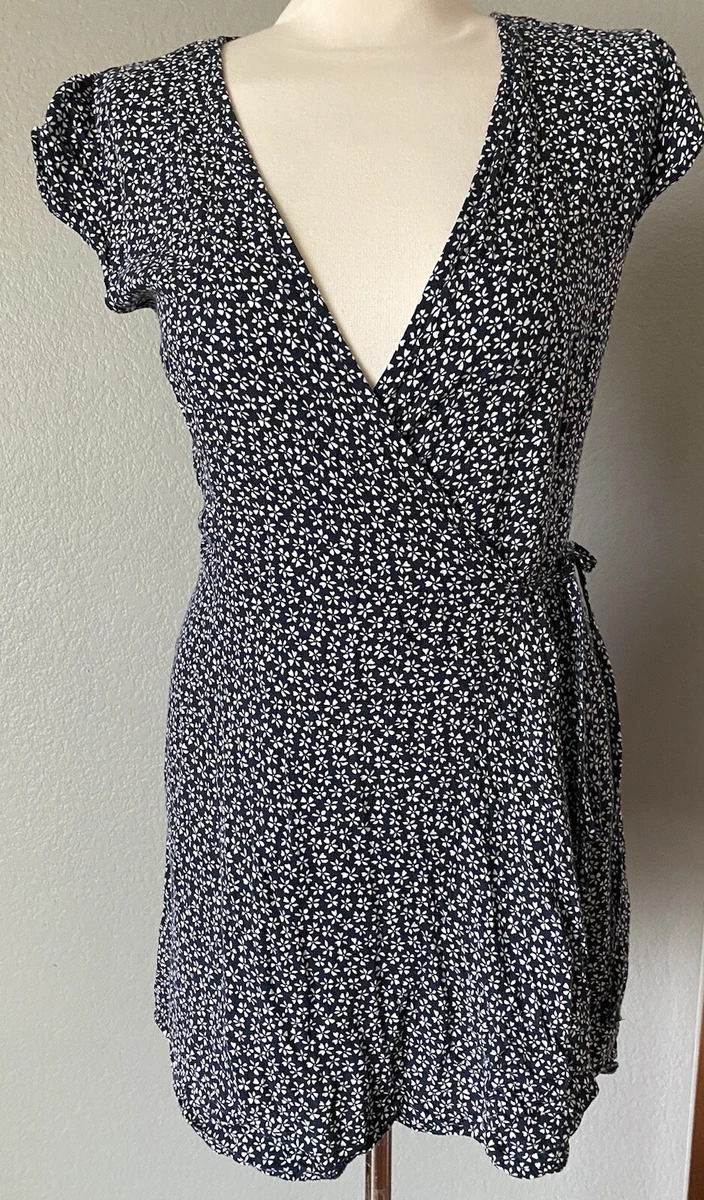 BRANDY MELVILLE Blue Robbie Wrap Dress Navy Blue White Flowers Size One Size