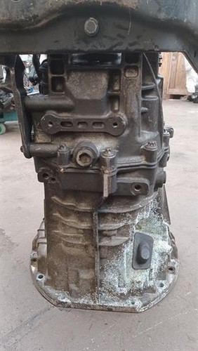 MERCEDES VITO W639 2013- W906 6 SPEED MANUAL GEARBOX TRANSMISSION A9062607300 - Picture 5 of 8