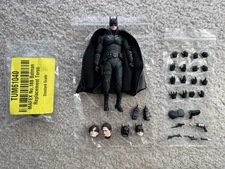 Medicom Toy MAFEX No.188 The Batman 6-inch Action Figure with Torso Replacement