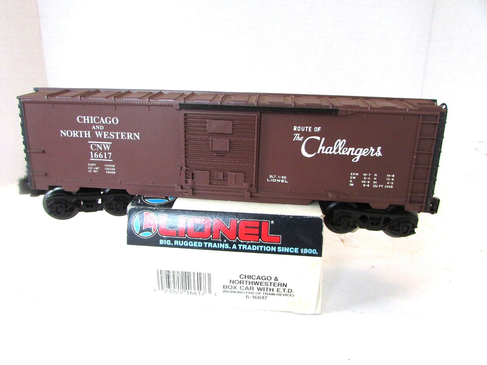 Lionel 16617 Chicago & Northwestern Box Car w/E.T.D.(Blinking End ...