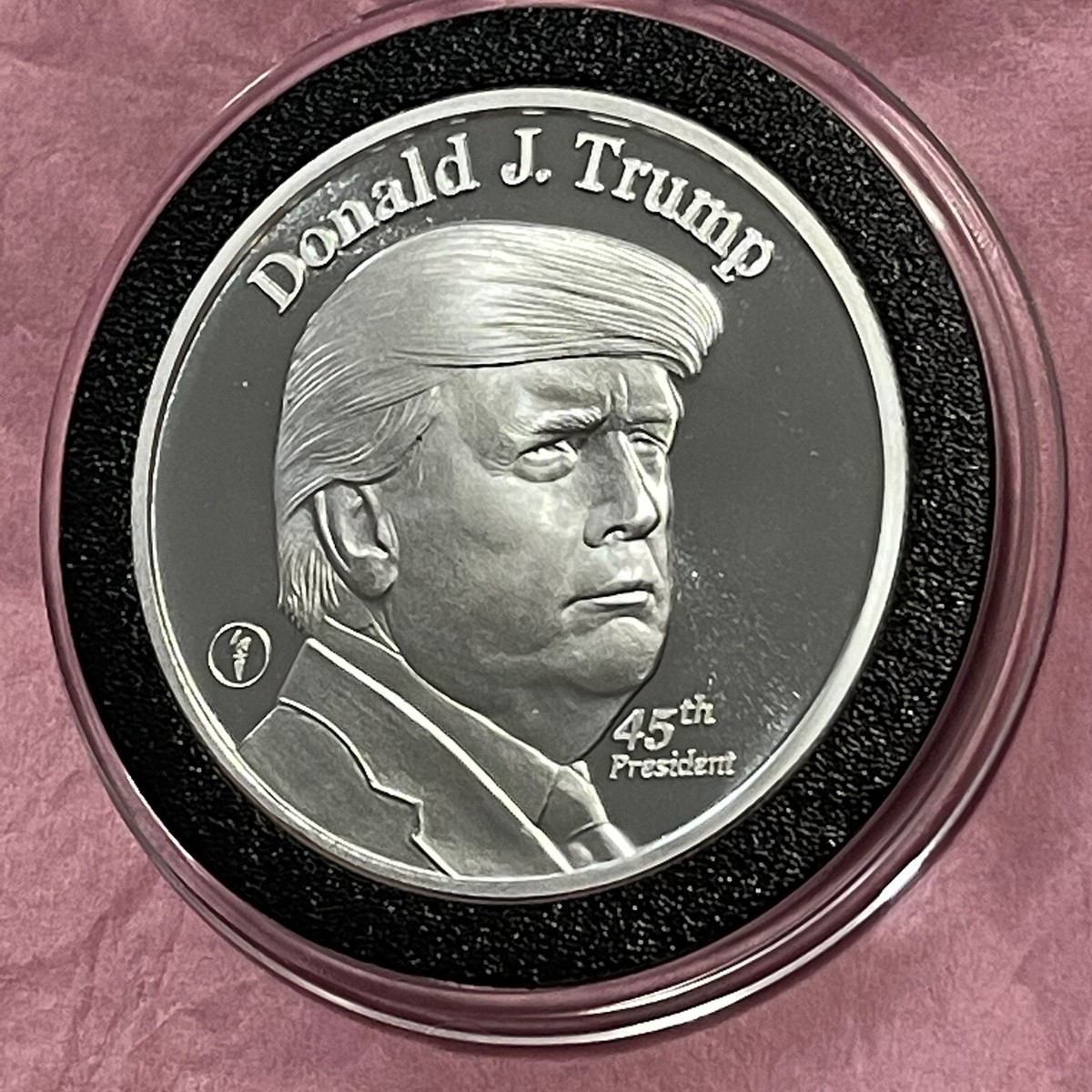 Donald J Trump 45th US President 1 Troy Oz .999 Fine Silver Ag