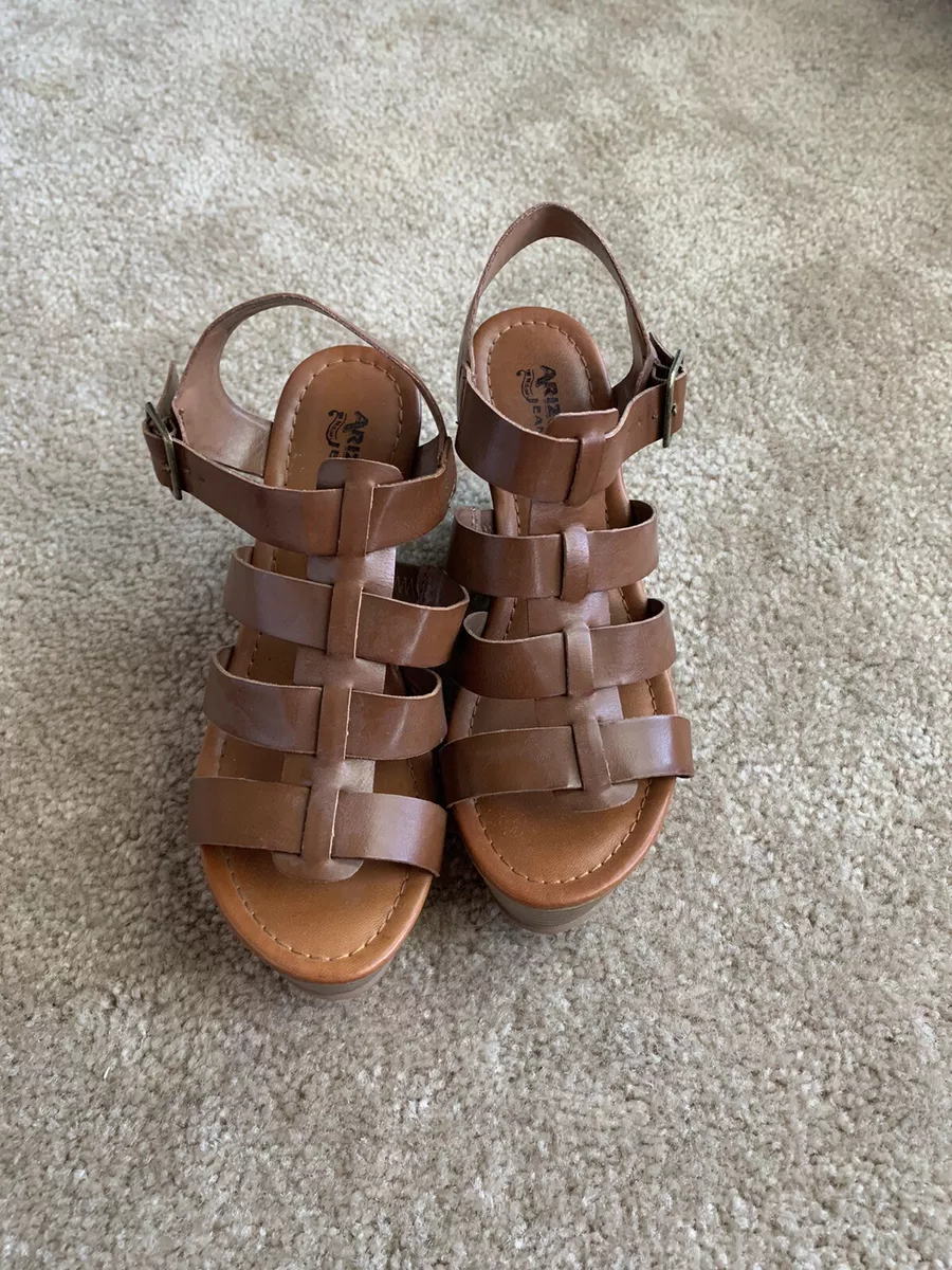 Cute brown clearance strappy sandals