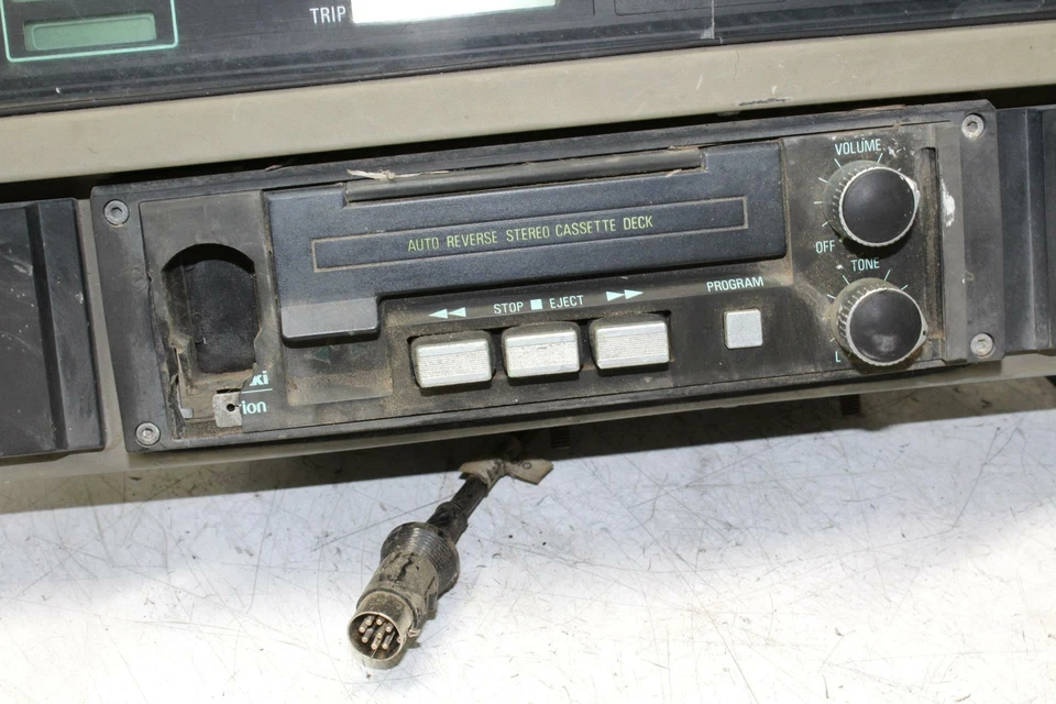 Датчик скорости тахометр 83-84 Kawasaki Voyager 1300 Zn1300a от оригинального производителя - Изображение 3 из 4