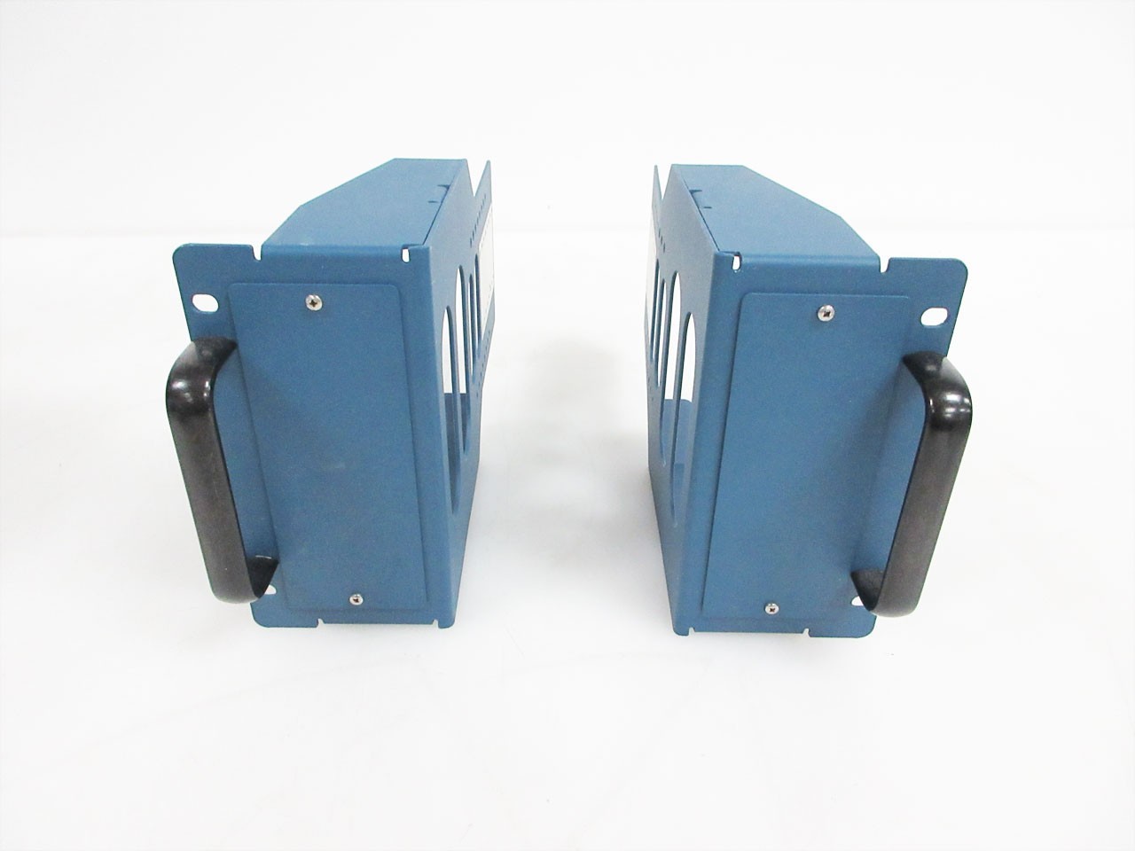 NATIONAL INSTRUMENTS RACKMOUNT SET RACK MOUNT PXIE