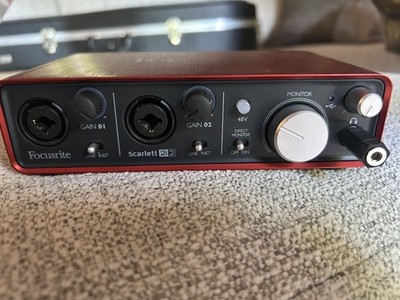 FOCUSRITE SCARLETT 2i2- 1 St Generation-     #3