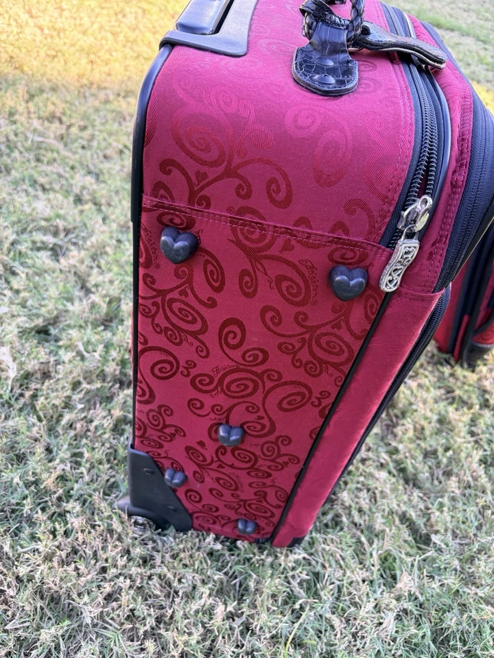 Maleta de equipaje de mano Brighton roja 22” excelente, bolsa de viaje de regalo Rollon Foto 3 de 4
