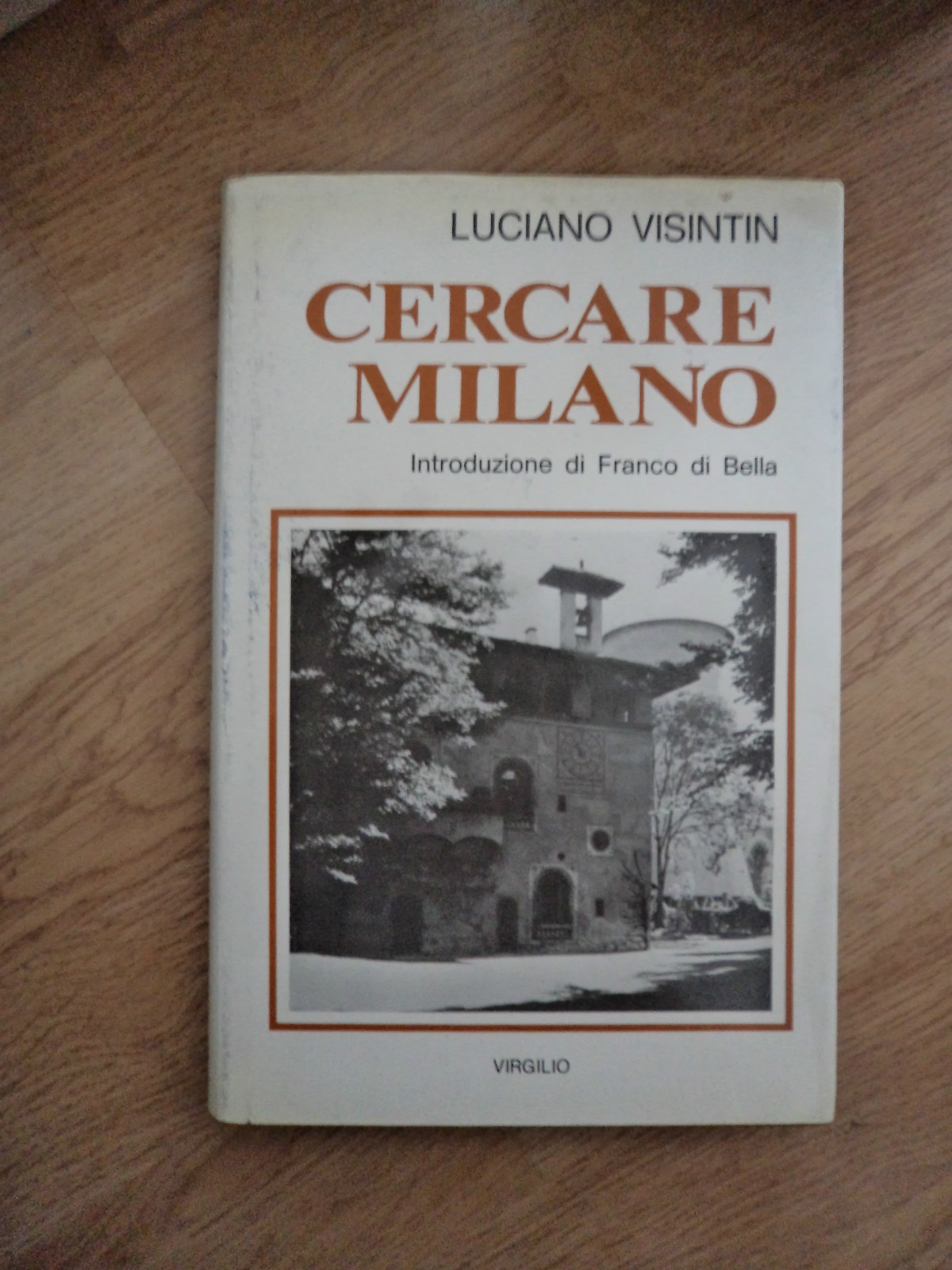 Foto 1 di 1