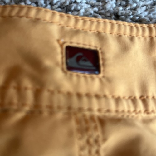 Quicksilver Herren Gr. 40 orange Logo Taschen Herrenshorts Boardshorts - Bild 7 von 7