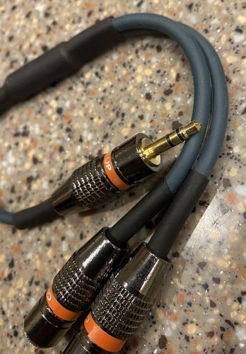 Headphone Splitter Audio Adapter 3.5mm TRS Cable Up Industrial by VU - Picture 4 of 8