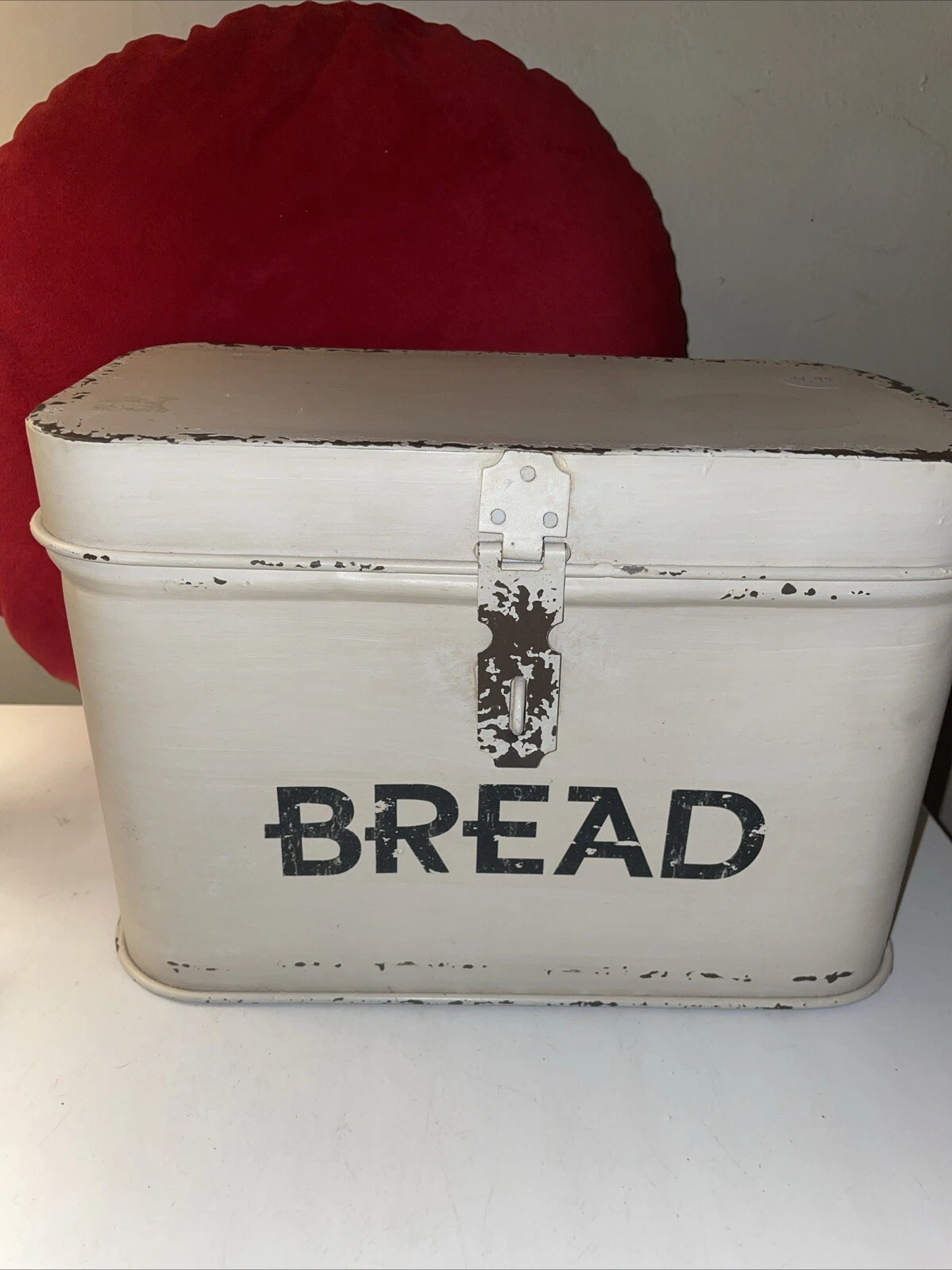 Metal Cream Bread Box With Latch For Lock