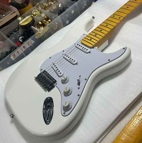 ST Electric Guitar White Color Maple Fretboard Mahogany Body 6 Strings In Stock - Bild 6 von 7