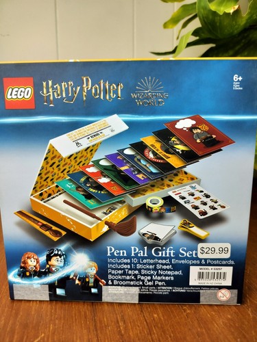 LEGO Harry Potter Pen Pal Gift Set Letterhead Envelopes Pen Postcards Stickers - Picture 4 of 5