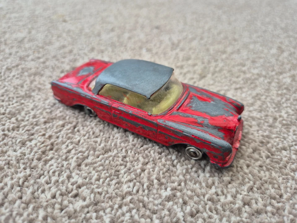 VINTAGE 1960S CORGI TOYS 230 MERCEDES BENZ 220SE COUPE RED DIECAST CAR - Image 2 of 4