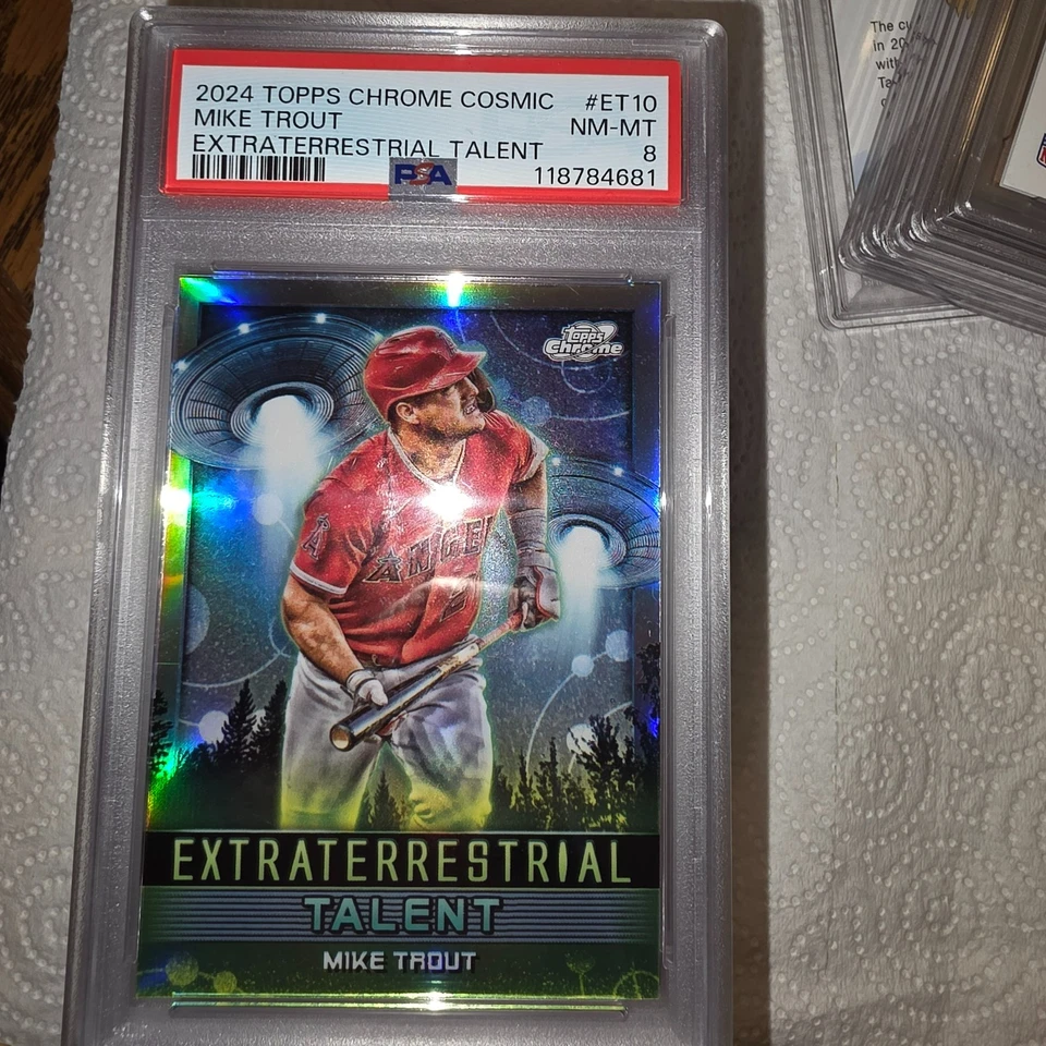 2024 TOPPS COSMIC CHROME "EXTRATERRESTRIAL TALENT" ET-10 MIKE TROUT PSA 8-ANGELS - Image 3 of 4