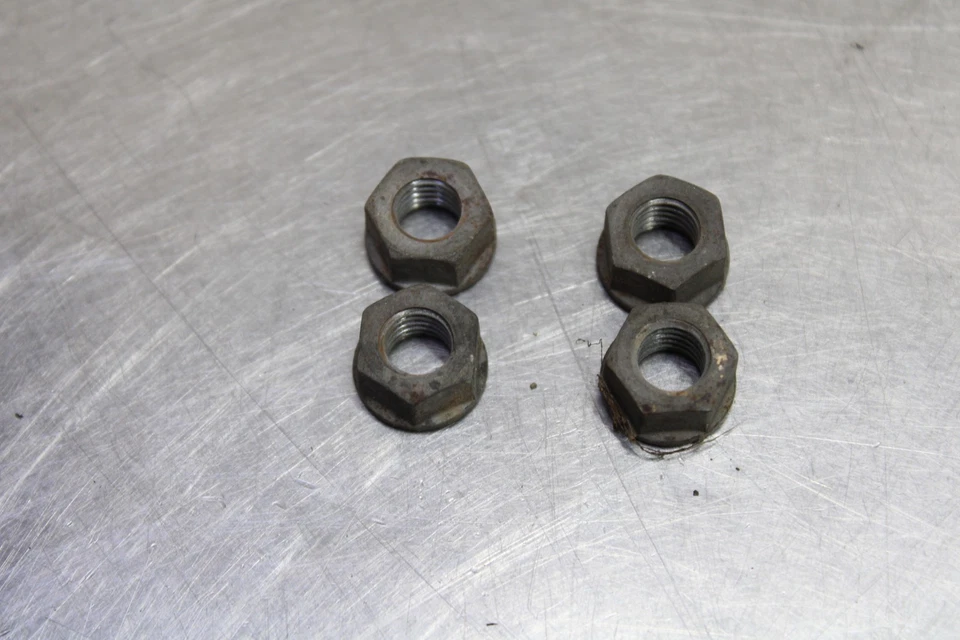 13-17 KAWASAKI NINJA 300 Exhaust Bolts Nuts Foto 3 de 4