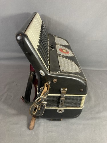 FISARMONICA USATA PIGINI Made In Italy 120 Bassi Vintage Per Iniziare A Studiare - Foto 12 di 19