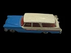 Corgi Toys 443 PLYMOUTH SPORTS Suburban Vintage Car