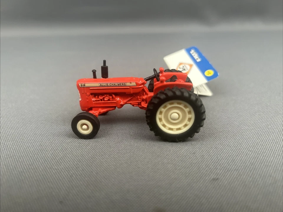 Ertl 1/64 Scale Allis-Chalmers D19 Tractor - Orange w/White Wheels  2-1/2" Long - Image 2 of 4